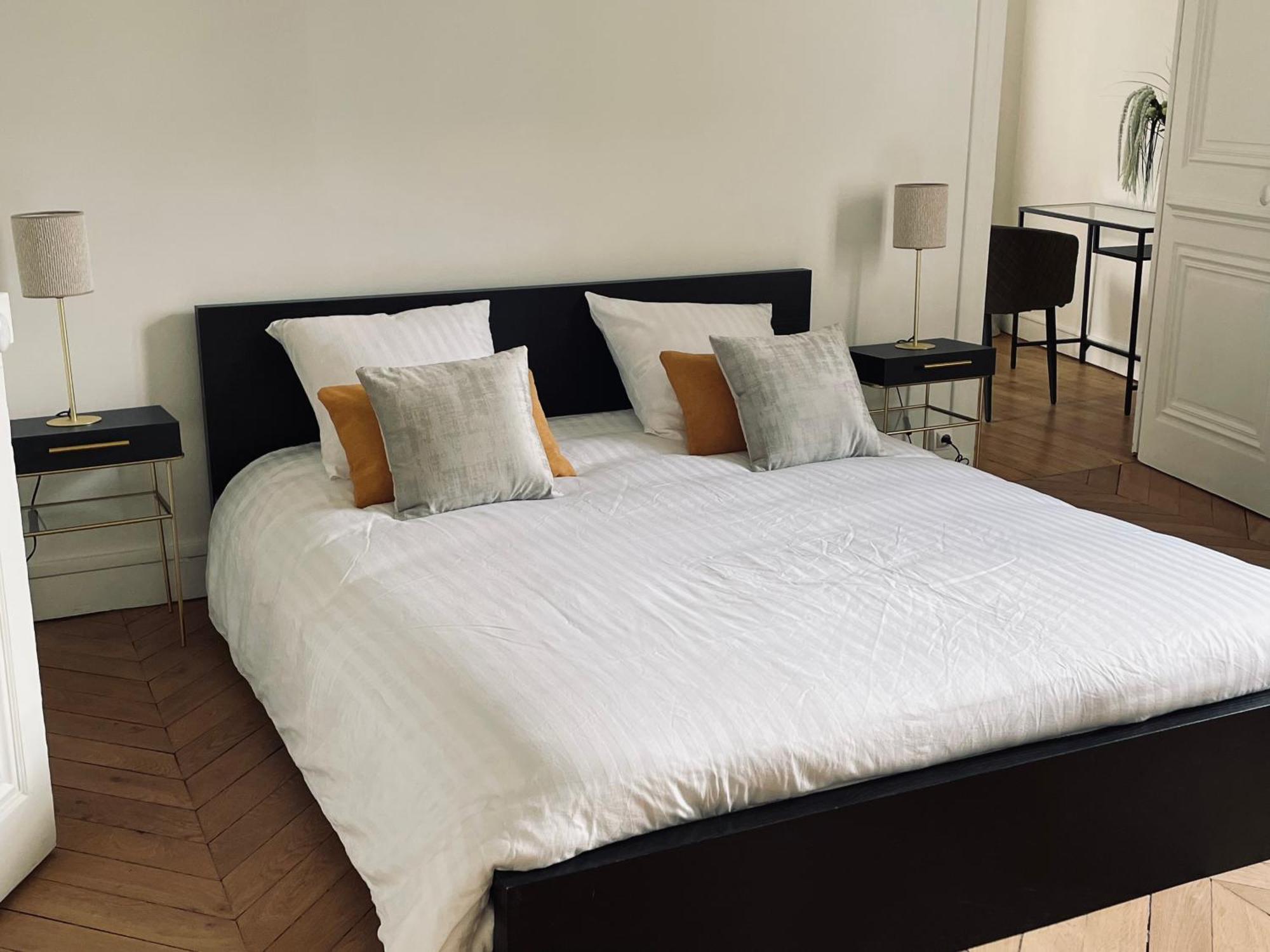 Grand Appartement D'Exception Au Chateau Randin Екюллі Екстер'єр фото
