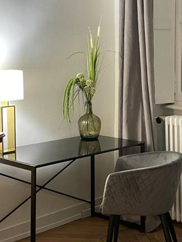 Grand Appartement D'Exception Au Chateau Randin Екюллі Екстер'єр фото